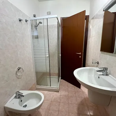 Le Terrazze Del Garda - Immobili E Soluzioni Rent Aparthotel