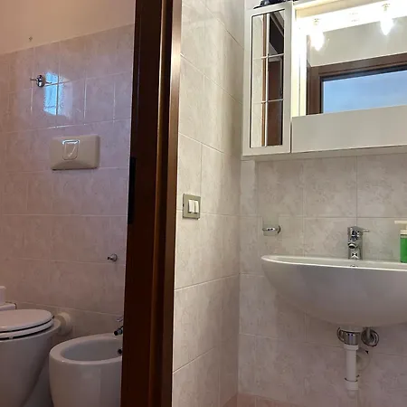 Aparthotel Le Terrazze Del Garda - Immobili E Soluzioni Rent 3*