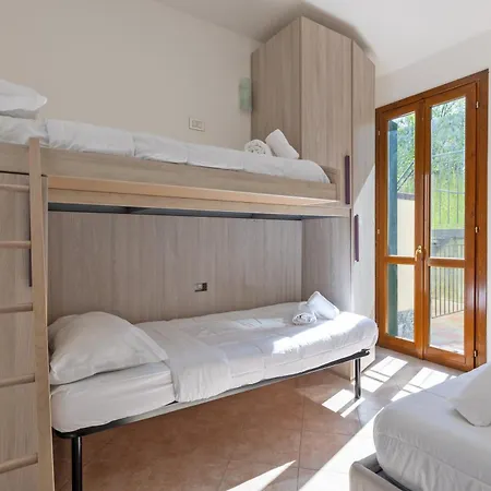 Aparthotel Le Terrazze Del Garda - Immobili E Soluzioni Rent